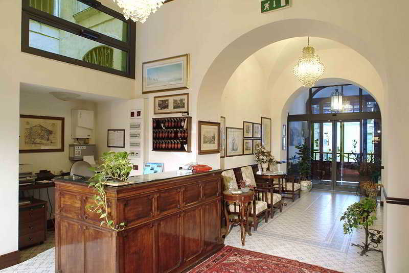 Al Duomo Inn CTA Exterior foto